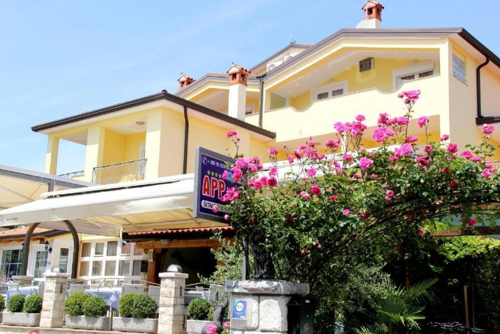 Appartmani Punta Ουμάγκ Εξωτερικό φωτογραφία